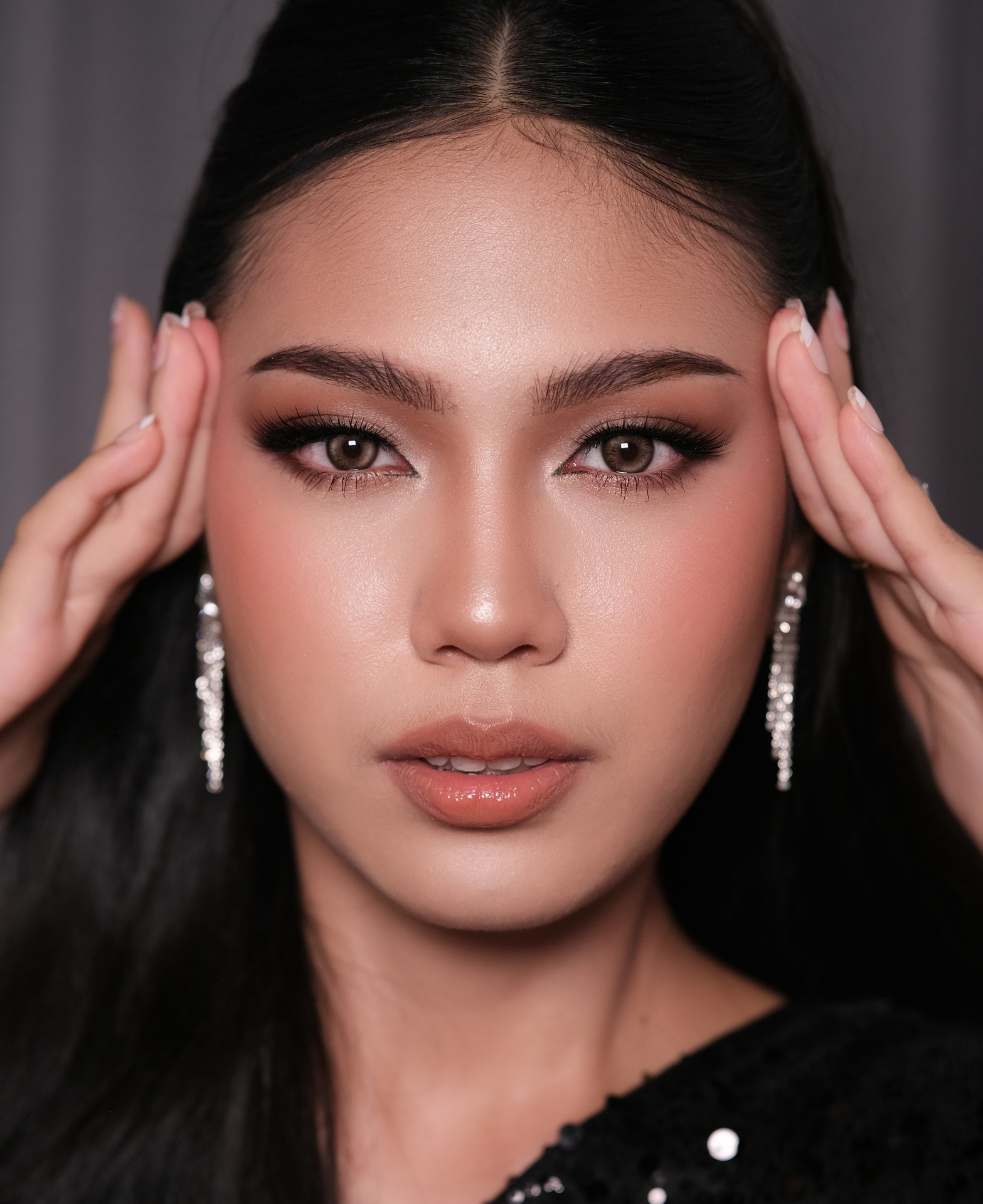 Editorial portrait by Beauty by Alda
